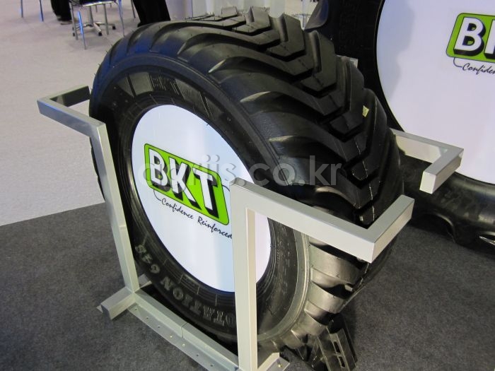 BKT <b>베일러</b> 및 작업기용 <b>타이어</b> 500/50-22.5 사진1