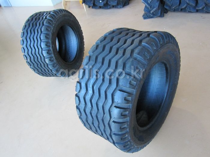 BKT <b>베일러</b> 및 작업기용 <b>타이어</b> 15.0/55-17 14 PR BKT AW 705 TL 사진2