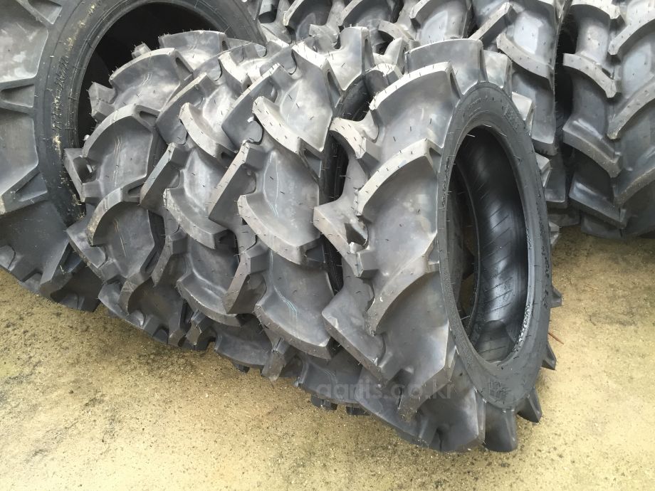 BKT <b>트랙터</b>용 타이어 8.3-20 6 PR TR171 TT 사진1