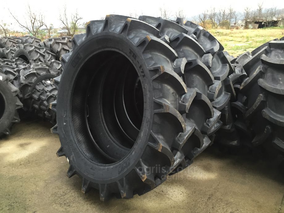 BKT 트랙터용 타이어 13.6-36  8PR TR171 TT 사진2