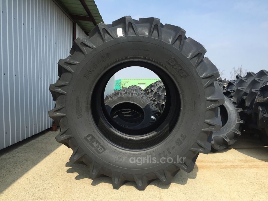 BKT 트랙터용 타이어 <b>18.4-30</b>  10PR TR171TT 사진1