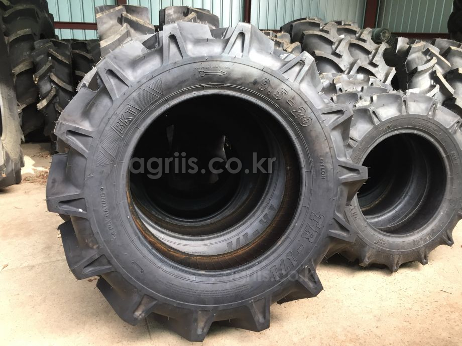 BKT 트랙터용 타이어 <b>9.5</b>-20  6PR TR 135TT 사진1