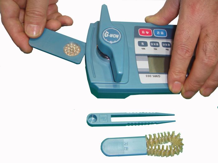 지원 벼,쌀,현미,겉보리,쌀보리,콩,건조중벼 수분측정<b>기</b> GMK-303P 사진2