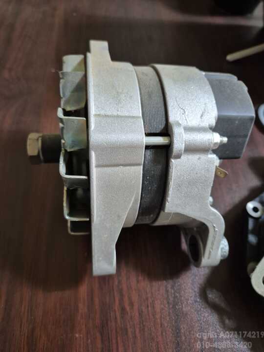 LS 트랙터 피아트110ㅡ80 제네레다(발전기)