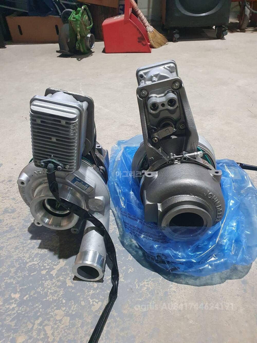 JohnDeere Tractor 6155R (155hp)