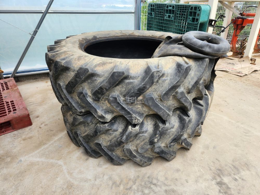 Daedong Tractor D852 (85hp)