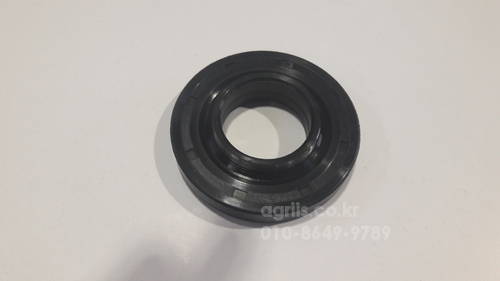 Kubota Combine Harvester KAR65 (4Rows)