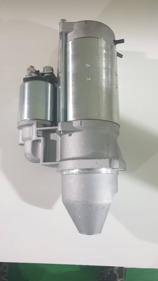  굴삭기. 스키로더.트랙터.모든엔진 굴삭기. 스키로더.트랙터.모든엔진 