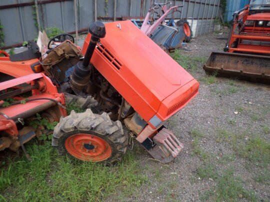 대동 트랙터 L2203 (22마력) 엔진밋션 전체있음