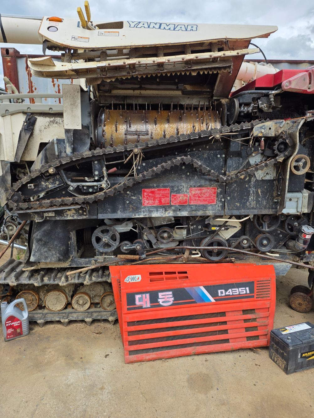 Yanmar Combine Harvester AW465 (4Rows)