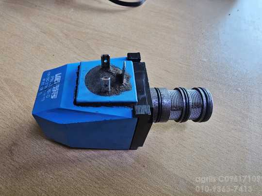 JohnDeere Tractor 1650K1550 (51hp) 4WD솔밸브