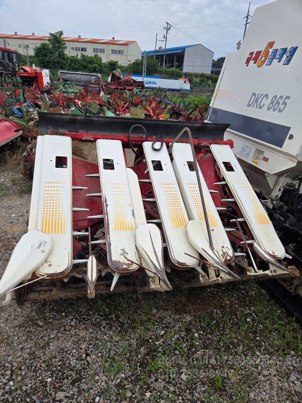 국제 콤바인 DKC865 (5조식)