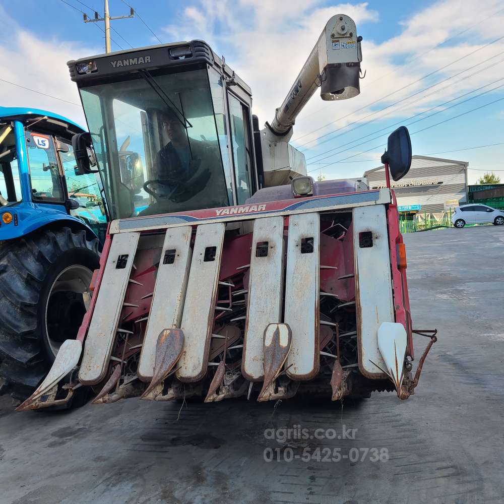 Yanmar Combine Harvester GC90 (6Rows)