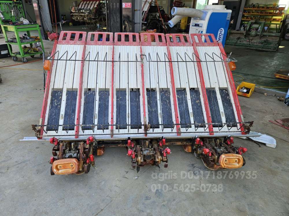 Yanmar Rice transplanter VP6 (6Rows)