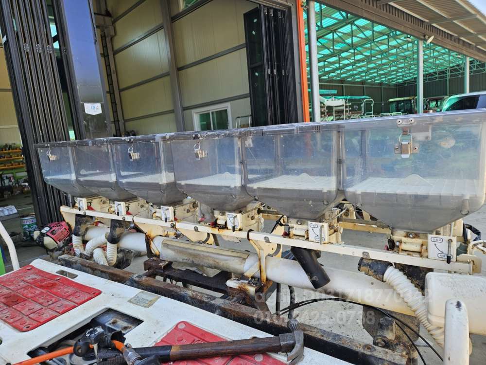 Yanmar Rice transplanter VP6 (6Rows)