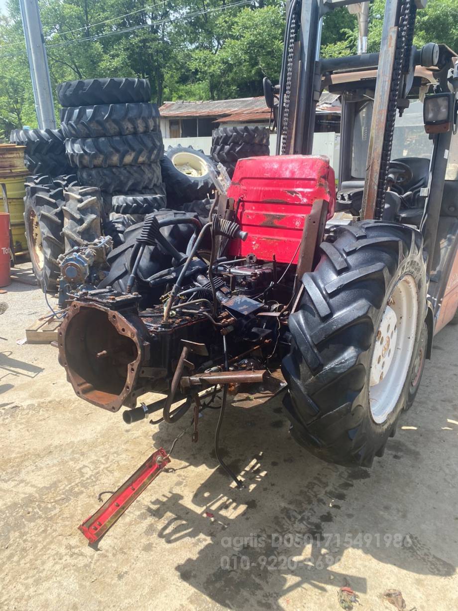 LS 트랙터 LT360D (36마력) 뒤우측면