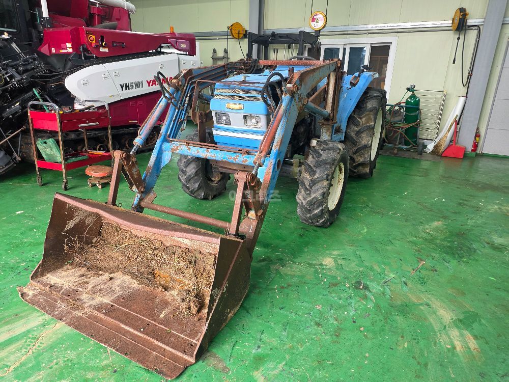 TYM Tractor TA-4340 (43hp)