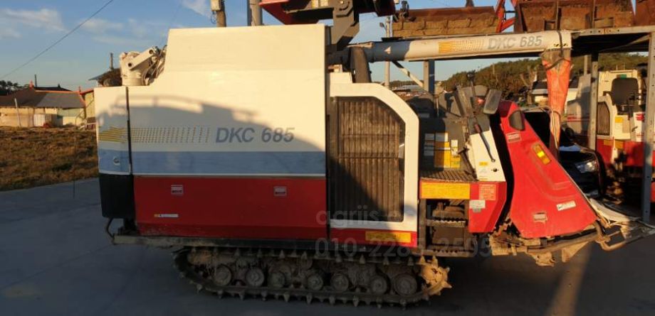 Kukje Combine Harvester DKC685 (4Rows)