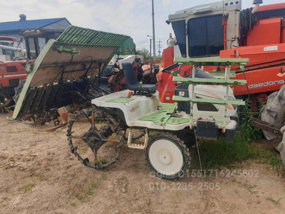  Rice transplanter 이앙기 () 뒤우측면
