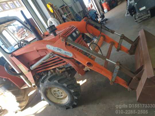 Daedong Tractor D4351 (43hp) Loader