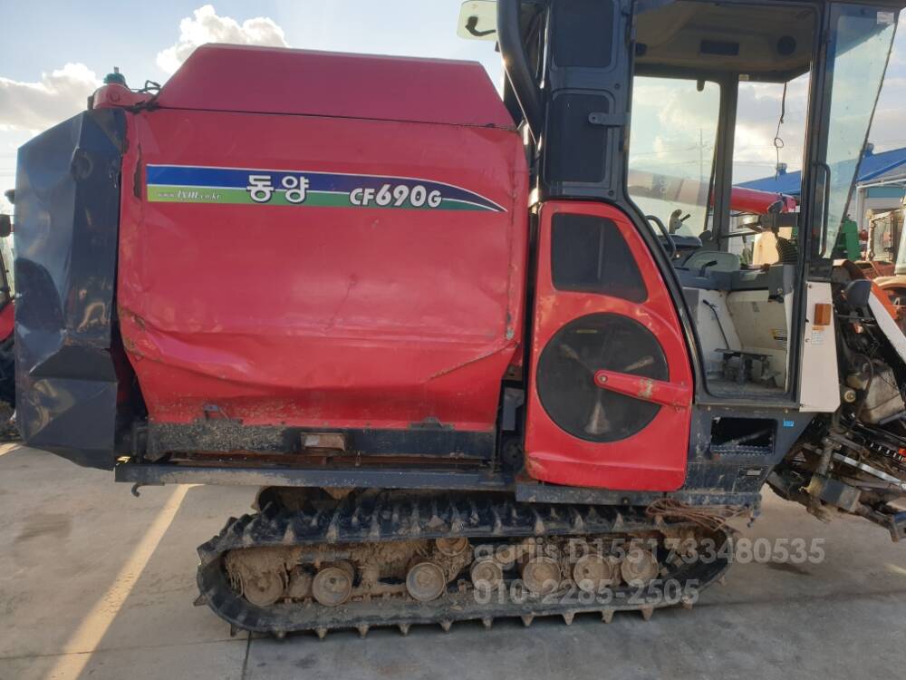 TYM Combine Harvester CF690G (6Rows)