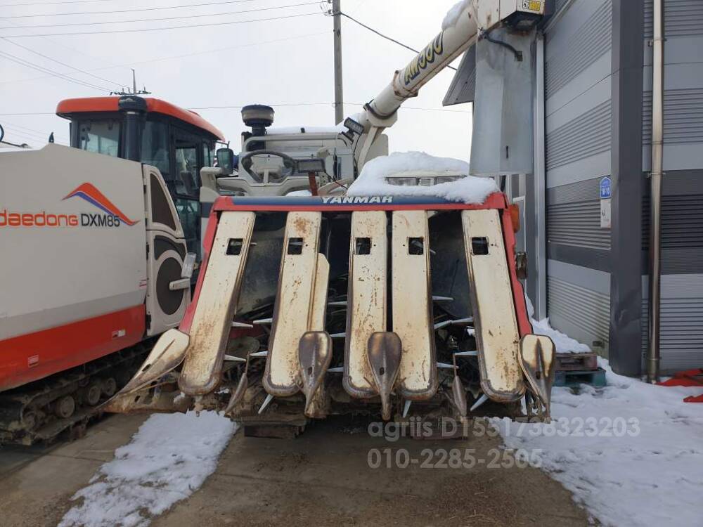 Yanmar Combine Harvester AW580K (5Rows) 뒤우측면