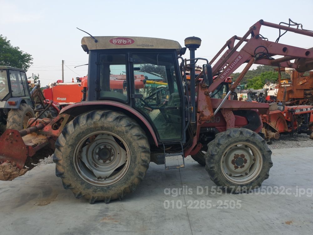 TYM Tractor T680 (68hp)