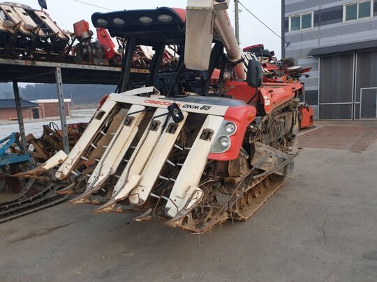 대동 콤바인 DXM85GF-C5 (5조식) 앞좌측면