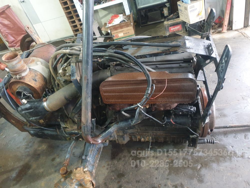 TYM Tractor DORADO70 (70hp) 뒤우측면