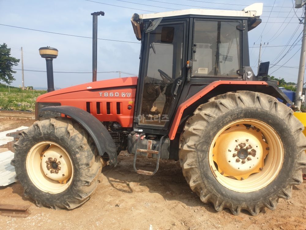 TYM 트랙터 T860 (86마력)