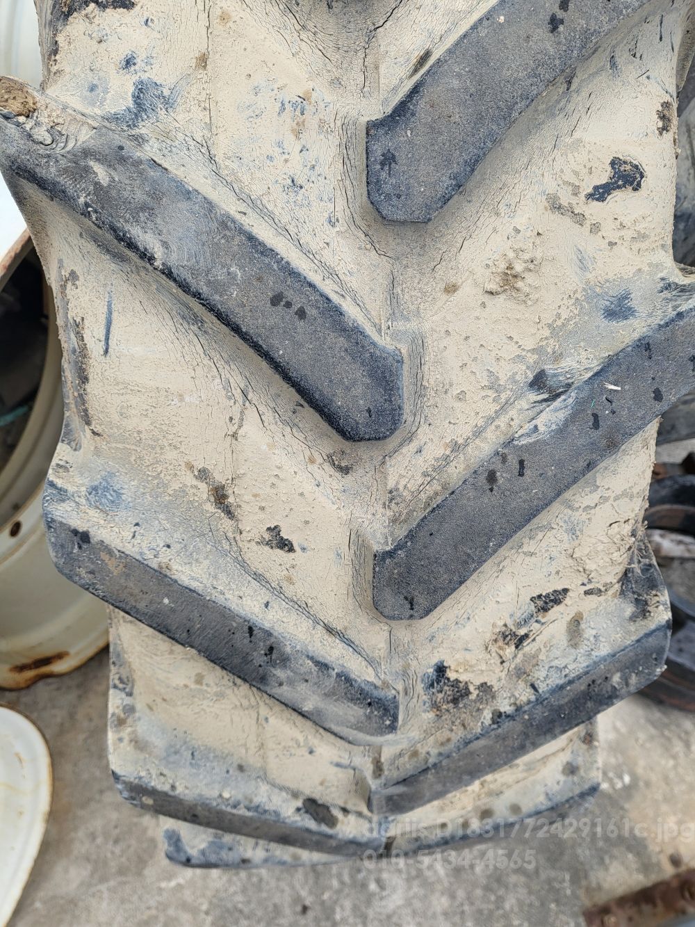 LS 타이어 타이어