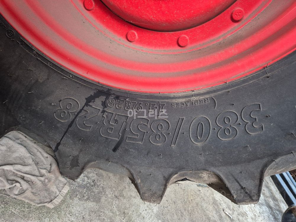 Daedong Tractor HX1400L-2C (142hp)
