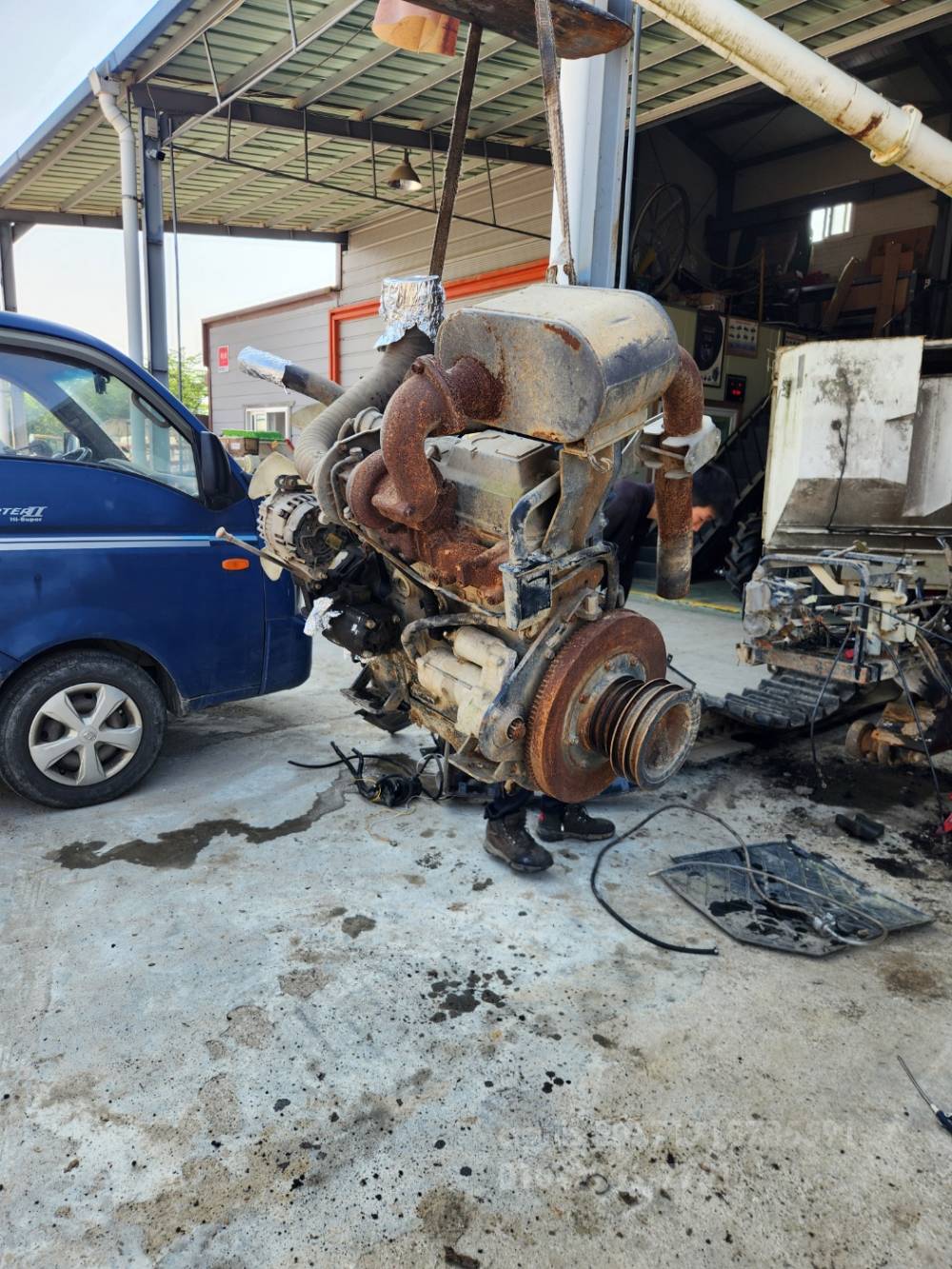 Daedong Combine Harvester DXM85G (5Rows) 뒤우측면