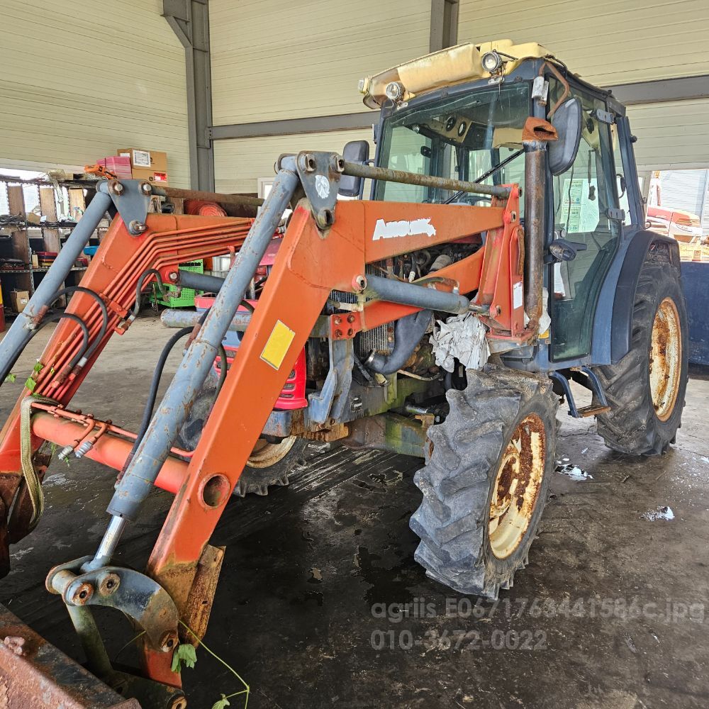 TYM 트랙터 T550 (55마력)