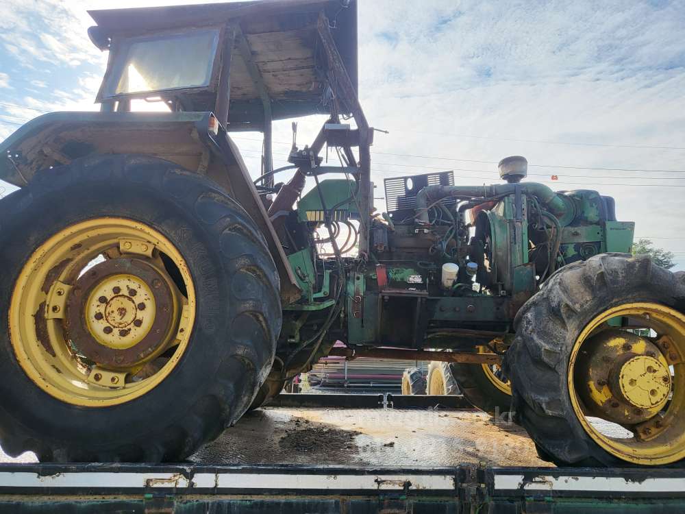 JohnDeere Tractor 2450K (74hp)