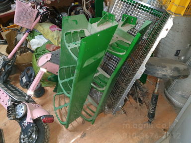 JohnDeere Tractor 모댈명 모름  발판