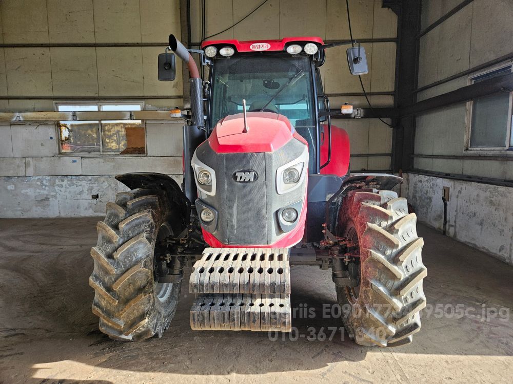 TYM Tractor TS125 (129hp)