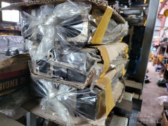 LS 트랙터 U47 (47마력) 앞좌측면