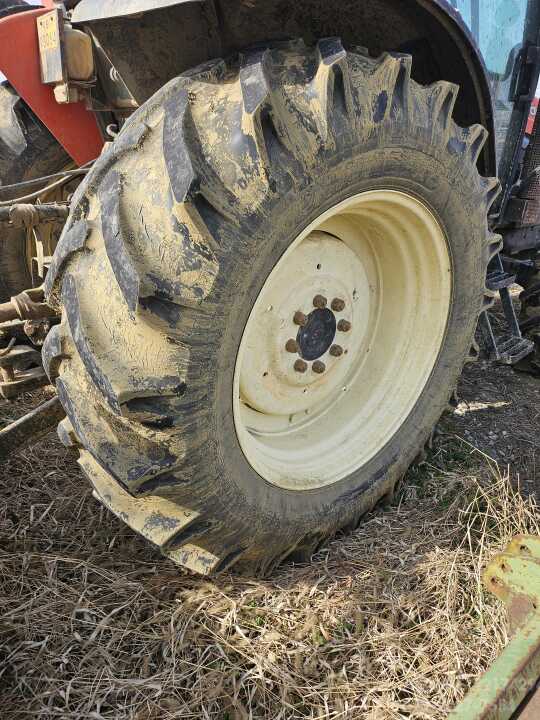  Tractor 트랙터  18.4-34