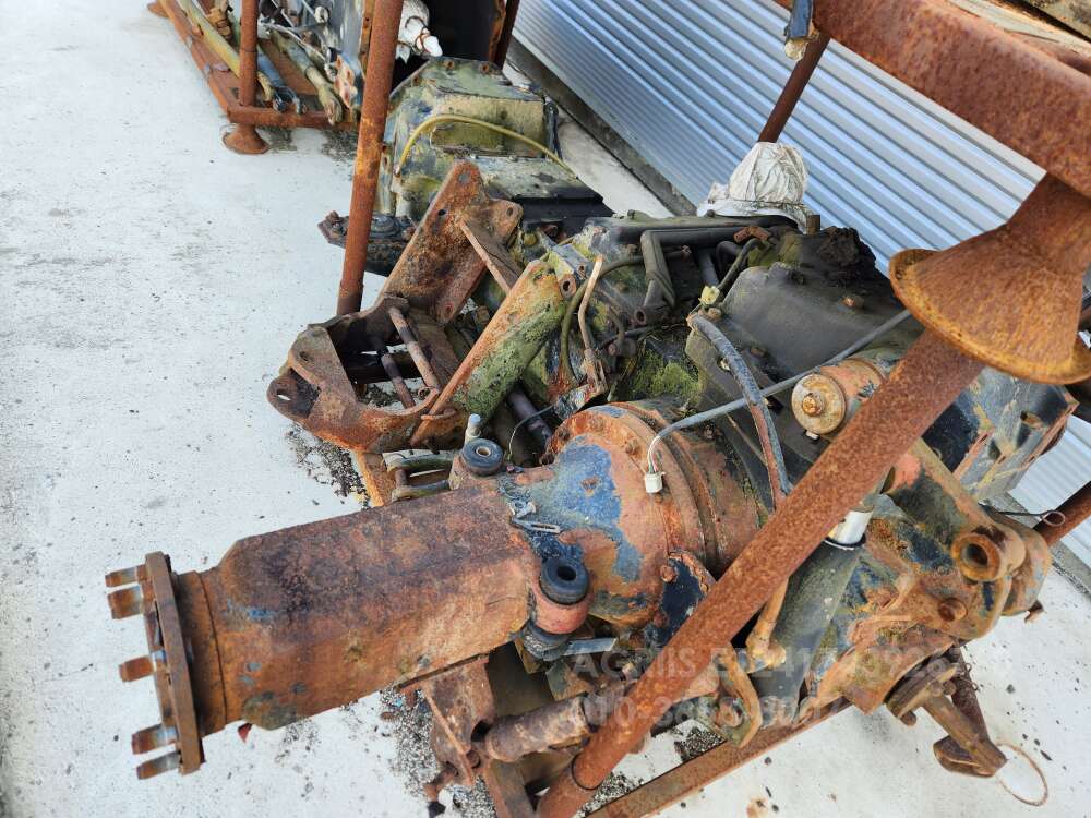 NewHolland Tractor 110-90DT (110hp)