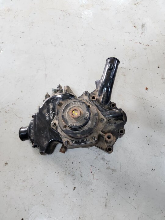 NewHolland Tractor TM130 (125hp) TM130워터펌프Assy