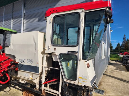 Kukje Combine Harvester DKC685 (4Rows) DKC685분해Spare Parts.Engine.Transmission.유압.Cabin.Track등