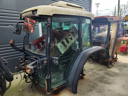 TYM Tractor T760 (76hp) T760분해Spare Parts.Engine.Transmission.유압.전Axle.Loader.Cabin등