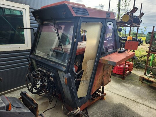 NewHolland Tractor 82-94DT (82hp) 82-94DT.분해Spare Parts.Engine.Transmission.유압.전Axle.Cabin등