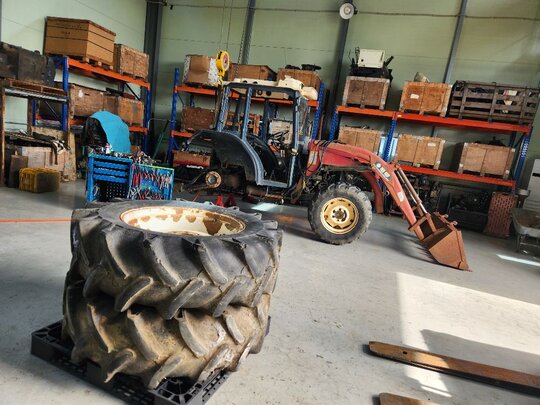 TYM Tractor T550 (55hp) T550 Engine.Transmission.유압.전Axle.Tire등