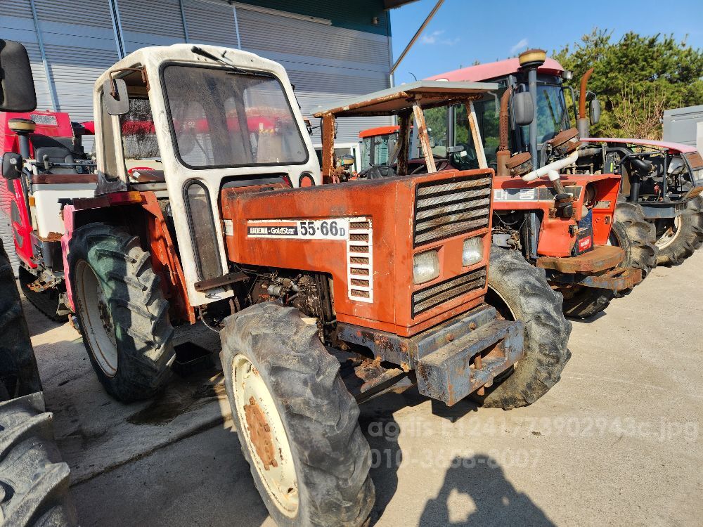 NewHolland Tractor 55-66D (55hp)