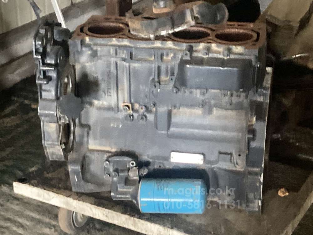 Daedong Tractor MX100 (100hp)