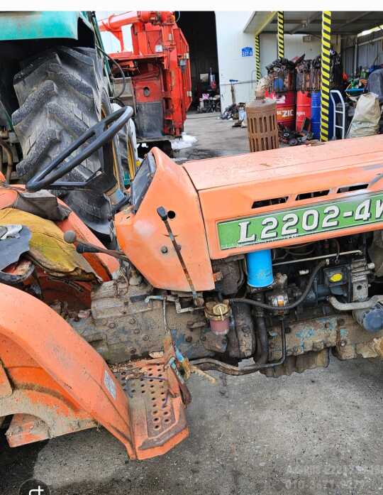 Daedong Tractor L2202 (22hp) Engine.핸들