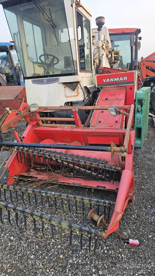 얀마 콤바인 GS320 (보통형) 부분