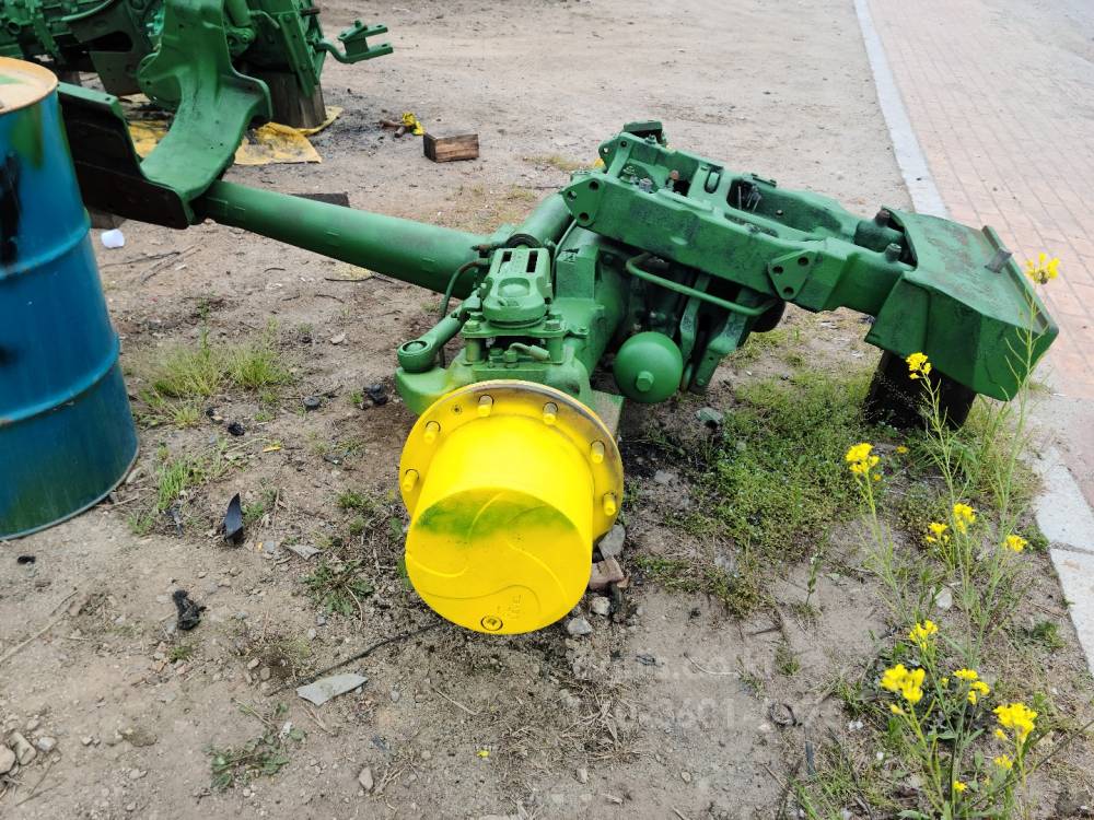 존디어 트랙터 6145R (145마력)